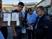 بالصور: الشرطة تلاحق الصيادين في ارزاقهم بميناء يافا وتحرر المخالفات بحقهم